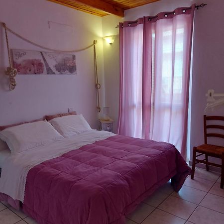 Bed And Breakfast Cala Luna Castelsardo Exteriör bild